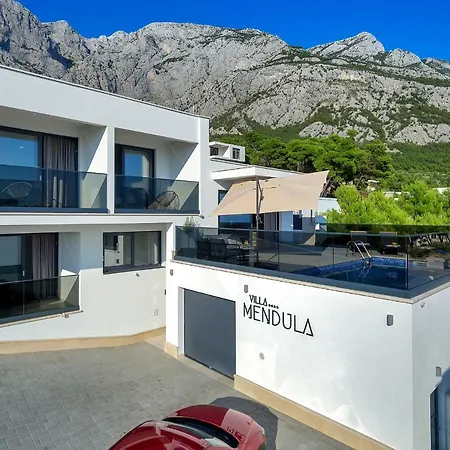 Mendula Villa *